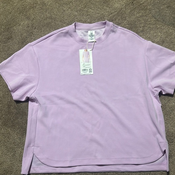 Lavender Short Sleeve Top - Picture 1 of 3
